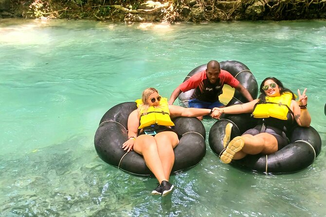 River Tubing and Blue Hole Tour from Ocho Rios - Safety and comfort: what the guide really helps with