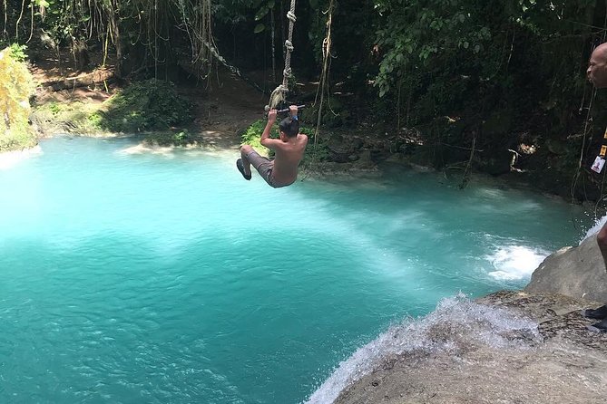 Roundtrip Private Shuttle from Ocho Rios to Blue Hole and Back - Your Blue Hole Time: Straight in, Entrance Fee First