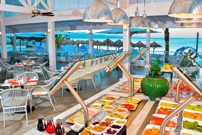 Royal Decameron Montego Bay Private Airport Transfer - How the Driver Commentary Can Improve Your First Impressions