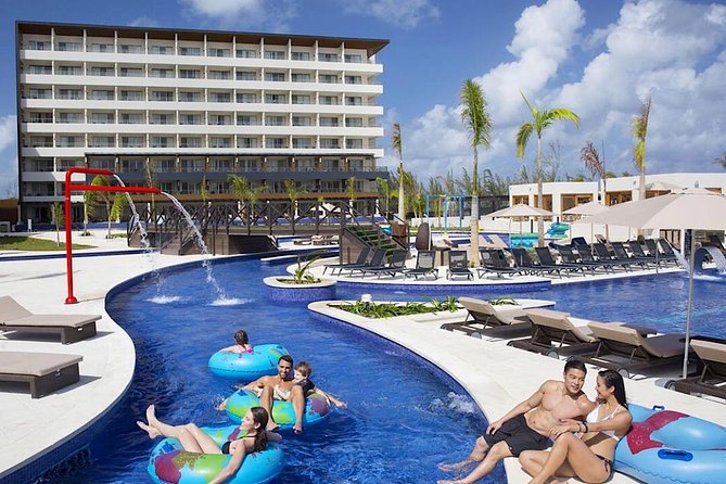 Royalton Hotel & RIU Aquarelle-Private Roundtrip Airport Transfer - The ride to your Royalton Blue Waters area resort in comfort