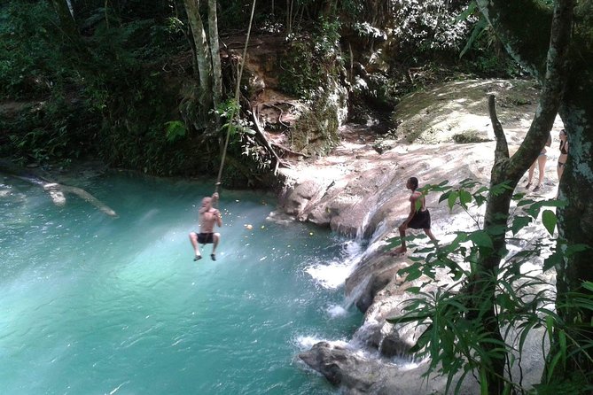 Secret Falls, Blue Hole, and Horseback Riding from Ocho Rios - Genius Reggae Jamaica Tours Pickup and Ride Comfort