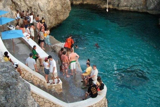 Seven Mile Beach and Ricks Cafe Private Tour. - Why This Private Negril Day Trip Feels Worth It