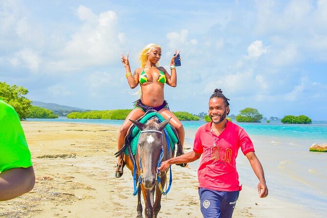 Shared Tour in Ocho Rios with Horseback Riding and Swimming - The Beach Transition: When the Atmosphere Shifts