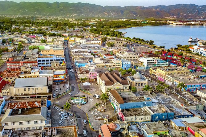 Sightseen tour and Souvenir shopping with private transportation in Montego Bay - What You Get for $100: A Guided Shopping Hour That Feels Like a Day Out
