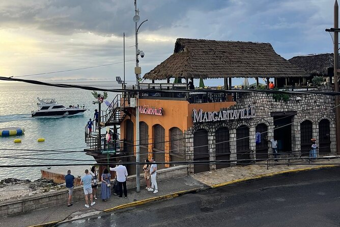 Snorkeling with Margaritaville and shops on Hipstrip activity - Margaritaville on the Hipstrip: Turning the Break Into Real Fun