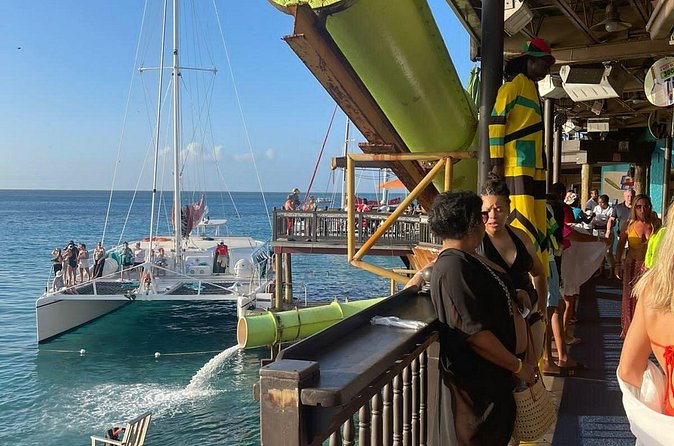 Snorkeling with Margaritaville and shops on Hipstrip activity - What to Bring, What to Skip, and How to Stay Comfortable