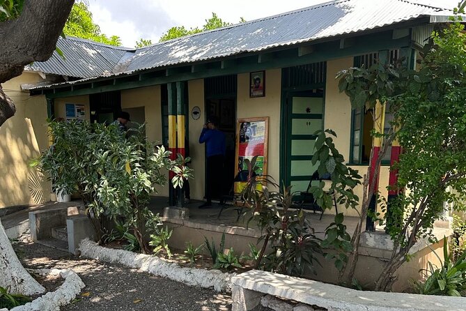 The Essential Bob Marley Tour: Visit His Home and more - Price and what you actually pay: $200 plus museum entry