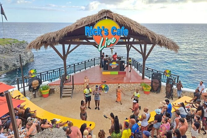 Tour to Negril 7 Miles Beach and Rick’s Cafe from Montego Bay - Rick’s Cafe on the West End: sunset views and cliff-jump options