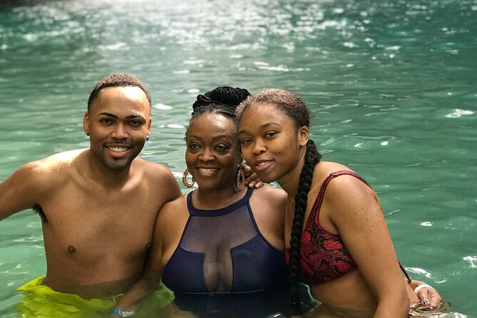 Transportation and Tour from Montego Bay to Blue Hole/Secret Falls - Christopher Columbus Park Stop, and What You’ll Get Out of It