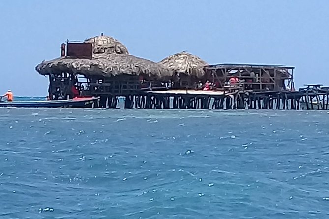 YS Falls & Pelican Bar Tour - Stop 2: Floyd’s Pelican Bar on stilts, boat ride logistics, and the vibe